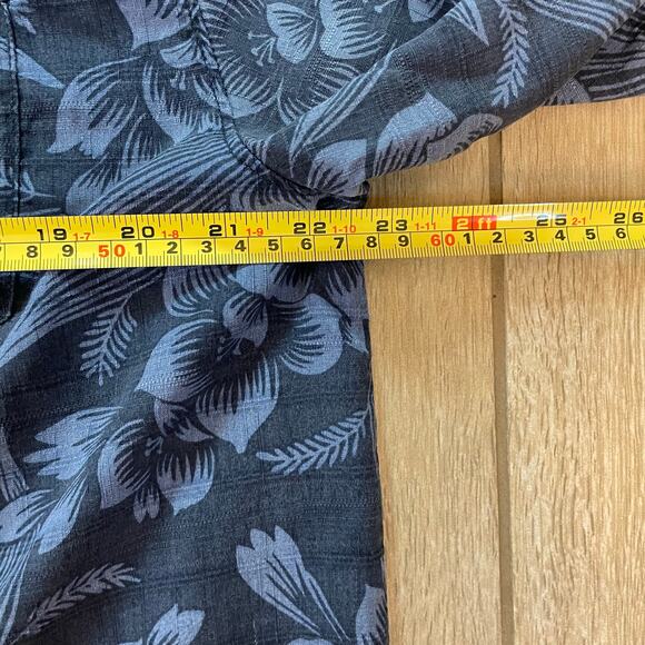 Tommy Bahama Silk Hawaiian Shirt L Blue Floral Camp Aloha Short Sleeve Original - Picture 5 of 9